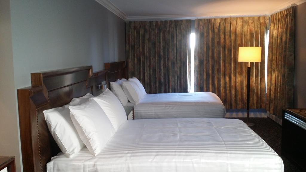 The Deluxe Hotel 溫哥華 外观 照片