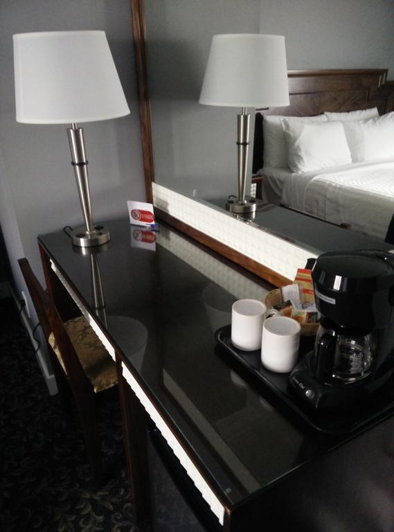 The Deluxe Hotel 溫哥華 外观 照片