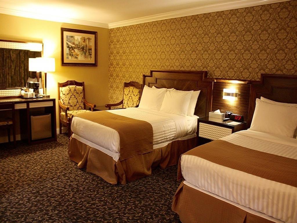The Deluxe Hotel 溫哥華 外观 照片