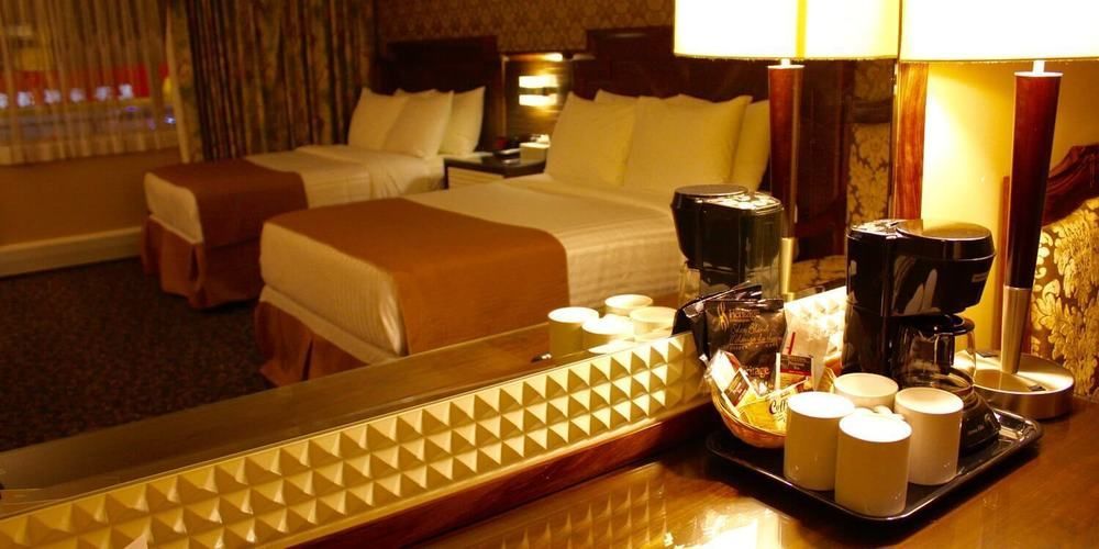The Deluxe Hotel 溫哥華 外观 照片